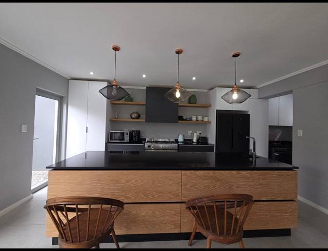 3 BEDROOM HOUSE FOR SALE IN PALM LAKES ESTATE